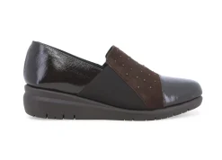 Mocassini Donna: Mocassino donna in vernice e camoscio marrone k55239w