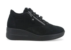 Sneakers Donna: Sneakers donna in camoscio nero r25625w