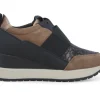 Sneakers Donna: Sneakers donna in camoscio e pelle beige r25542w