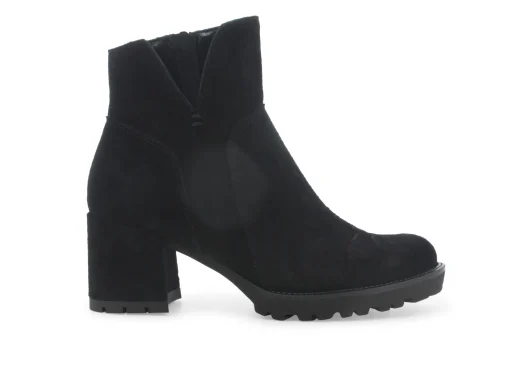 Stivaletti / Tronchetti Donna: Tronchetto donna in camoscio nero l5332w