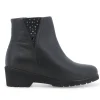 Stivaletti / Tronchetti Donna: Tronchetto donna in pelle nero r35602w