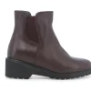 Stivaletti / Tronchetti Donna: Tronchetto donna in pelle bordo r35600w