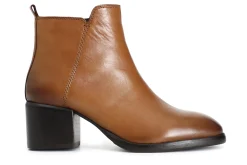 Stivaletti / Tronchetti Donna: Cafè Noir C1GA4332 TRONCHETTO FILOFORMA IN PELLE